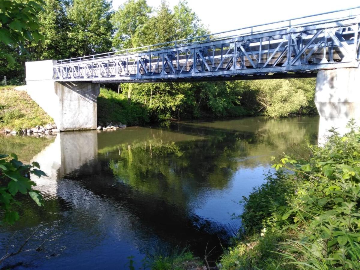 Hébergement de vacances Aux 10 Ponts - Aux Abords Du Fleuve La Somme - La à 30 Min - La Nuit Pour 6 Voyageurs Pont-Rémy