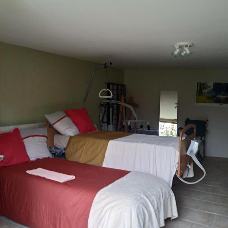 Aux 10 Ponts - Aux Abords Du Fleuve La Somme - La A 30 Min - La Nuit Pour 6 Voyageurs Holiday home Pont-Remy